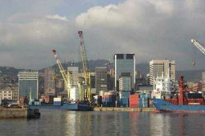 Xtrallusion photo gallery of Italy. Photos, pictures, images and photographs of the Italian Rivieras, the Italian Lakes, the Italian Alps, the Cinque Terre, the Amalfi coast and some of the most beautiful corners of Italy. Plus photos of Italian cities such as Pisa, Milan, Genoa and Rome.